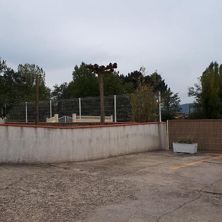 T1 Dans Maison Au Calme Réalmont Eksteriør bilde