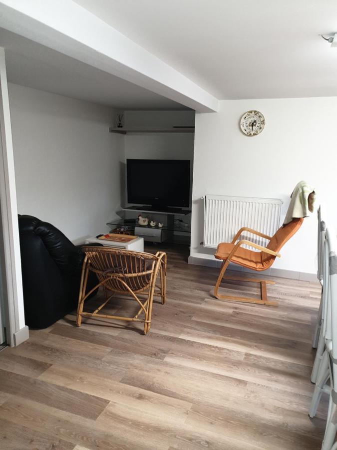 T1 Dans Maison Au Calme Réalmont Eksteriør bilde